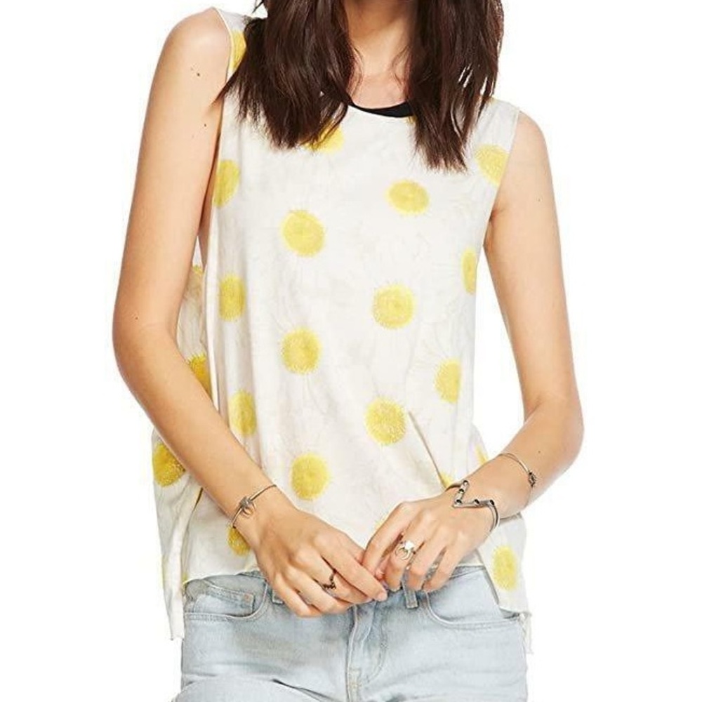 CHASER Daisy Chain Drop Arm Muscle Crew tank top shirt size small